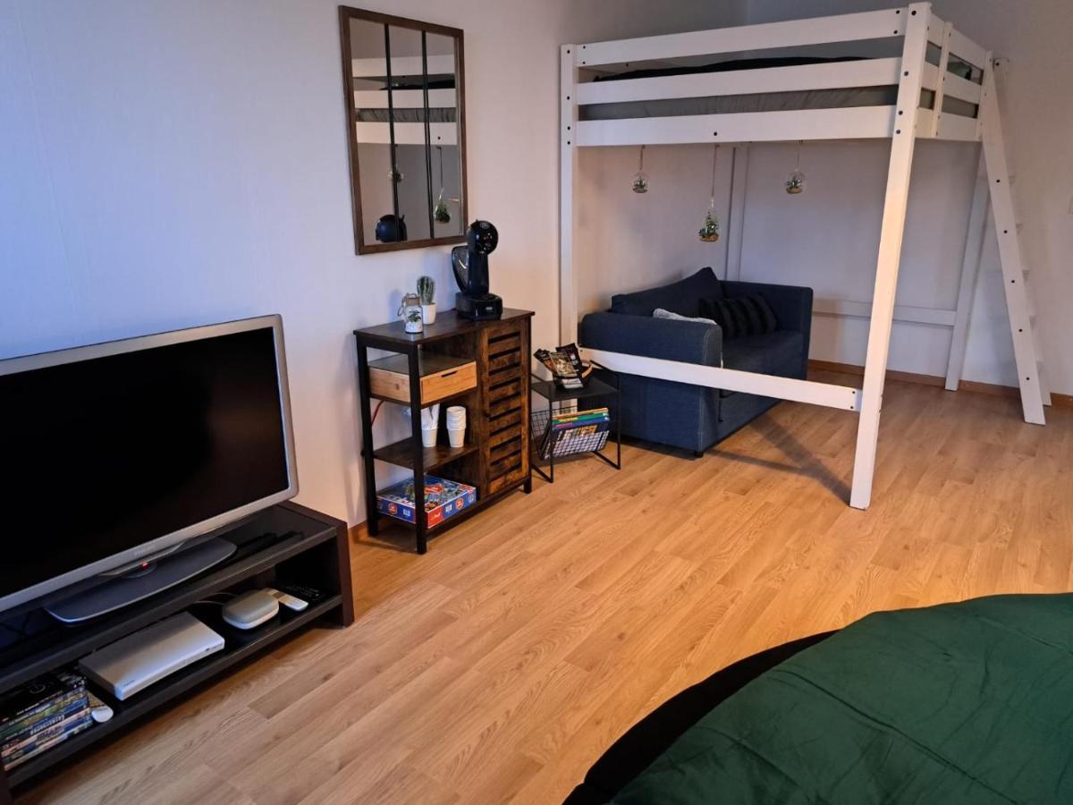 Chambre D'Hote Du Mont D'Or 瓦洛尔布 外观 照片